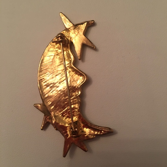 Host Pick! Man In The Moon Pin - Picture 2 of 2